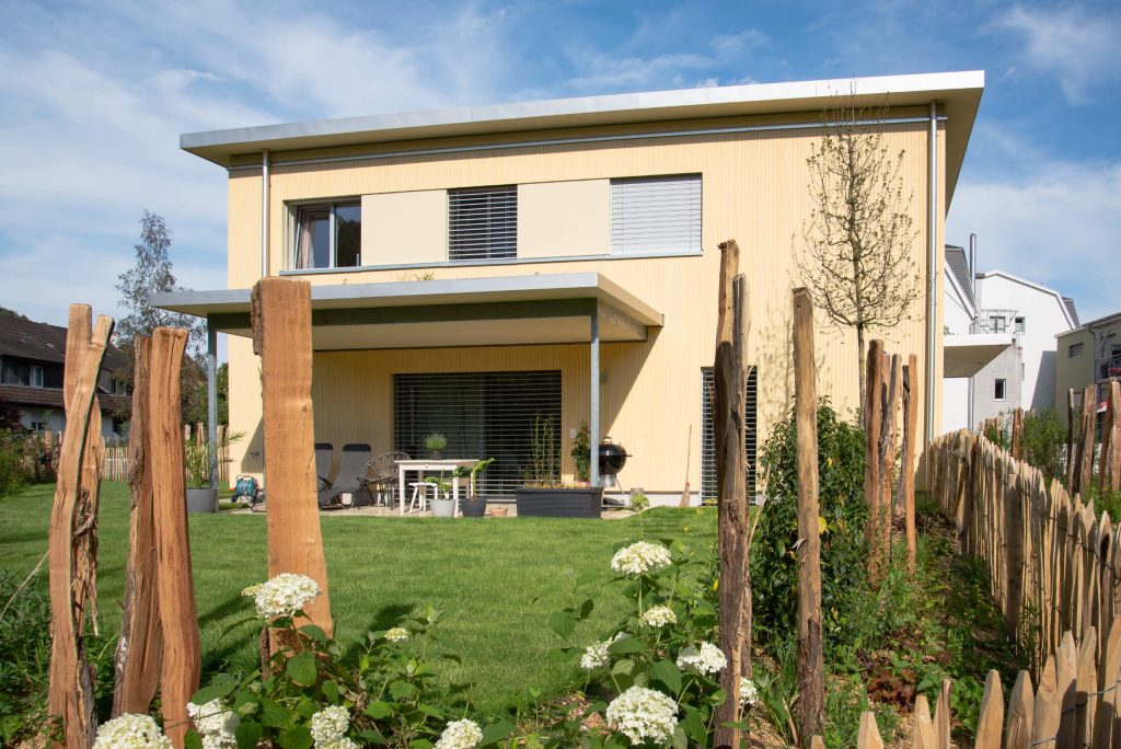 Doppeleinfamilienhaus «am Bach», aussen